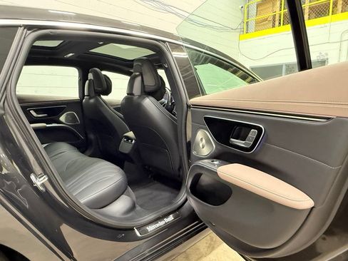 Used 2023 Mercedes-Benz EQS 450+ Sedan image 44