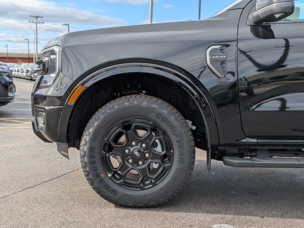 New 2026 Ford Ranger Lariat w/ Black Appearance Package AWD/4WD image 11