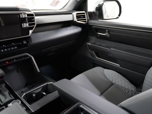 Used 2025 Toyota Tundra SR5 image 13