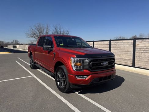Used 2023 Ford F150 XLT w/ Equipment Group 302A High image 6