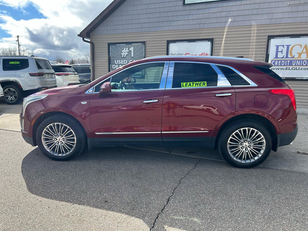 Used 2017 Cadillac XT5 Luxury w/ Driver Awareness Package FWD image 7
