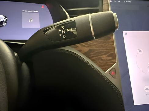 Used 2018 Tesla Model X 100D AWD/4WD image 21
