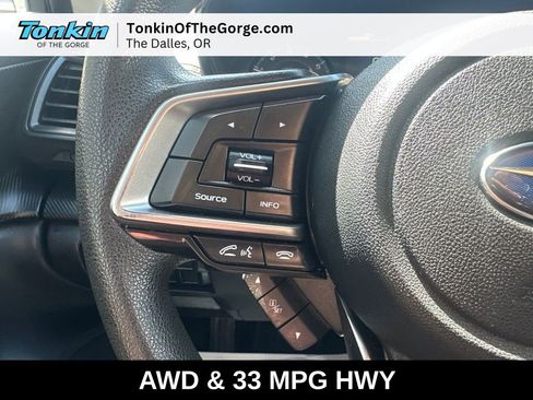 Used 2020 Subaru Crosstrek 2.0i AWD/4WD image 16
