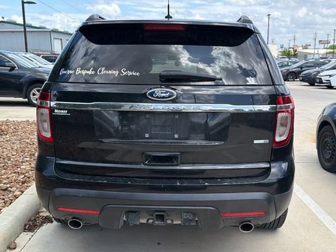 Used 2013 Ford Explorer 4WD w/ Class III Trailer Tow Pkg image 7