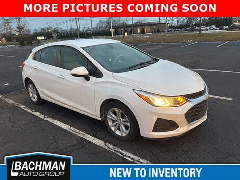 Used 2019 Chevrolet Cruze LS w/ LS Convenience Package image 1
