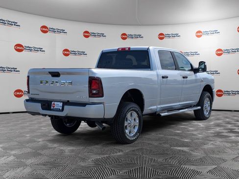 New 2026 RAM 2500 Big Horn AWD/4WD image 5