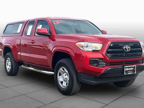 Used 2016 Toyota Tacoma SR RWD image 2