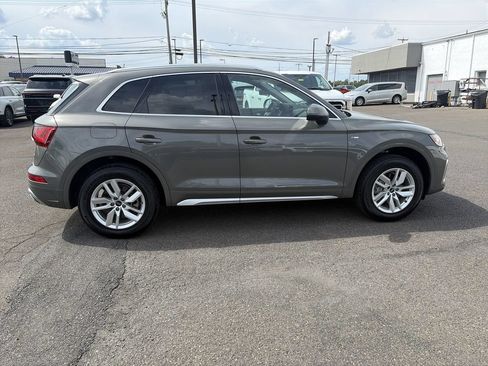 Used 2024 Audi Q5 2.0T Premium AWD/4WD image 6