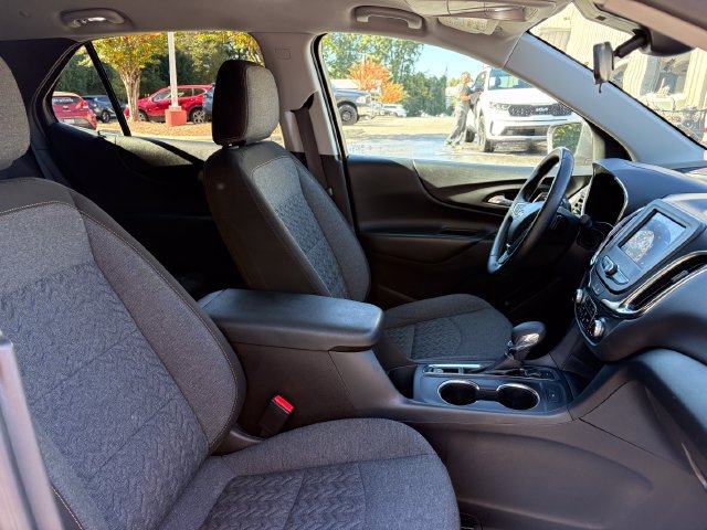 Used 2024 Chevrolet Equinox LT AWD/4WD image 23