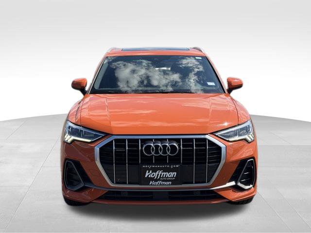 Used 2019 Audi Q3 2.0T Premium Plus AWD/4WD image 2