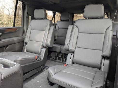 New 2026 GMC Yukon XL Denali w/ Denali Reserve Package image 29