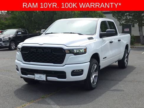 New 2026 RAM 1500 Express AWD/4WD image 4