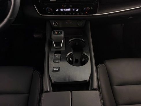 Used 2021 Nissan Rogue SL image 23