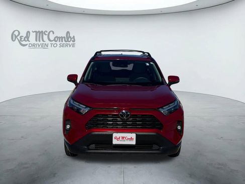 Used 2023 Toyota RAV4 XLE Premium image 8