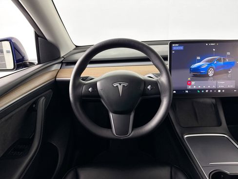 Used 2023 Tesla Model Y Long Range image 23