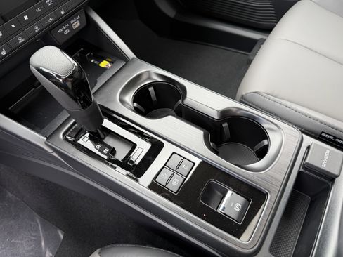 New 2026 Subaru Outback Premium AWD/4WD image 23