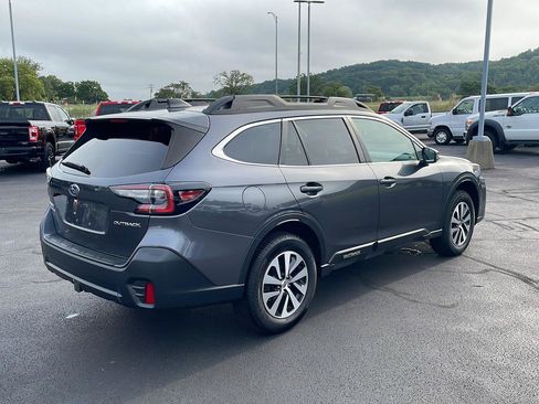 Used 2022 Subaru Outback Premium AWD/4WD image 5