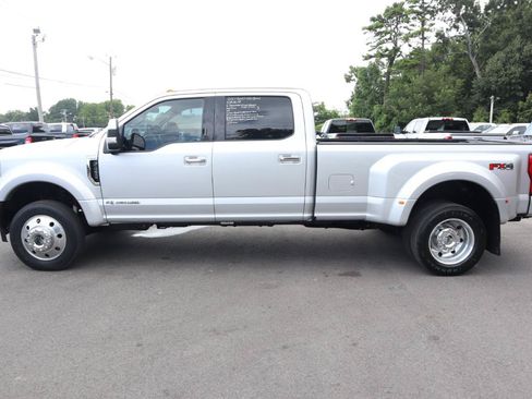 Used 2017 Ford F450 Lariat w/ Tow Technology Bundle AWD/4WD image 6
