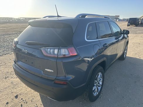 Used 2021 Jeep Cherokee Latitude Lux w/ Comfort/Convenience Group AWD/4WD image 5