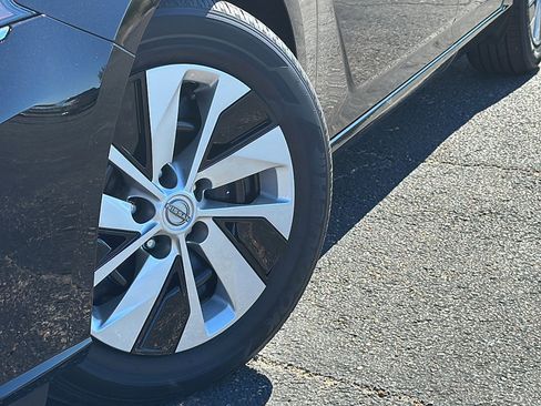 New 2025 Nissan Altima 2.5 S image 2