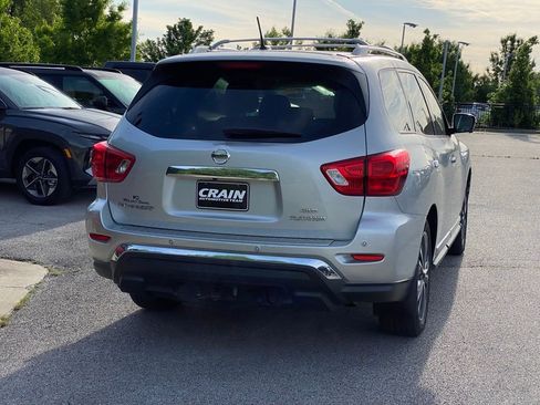 Used 2017 Nissan Pathfinder Platinum AWD/4WD image 7