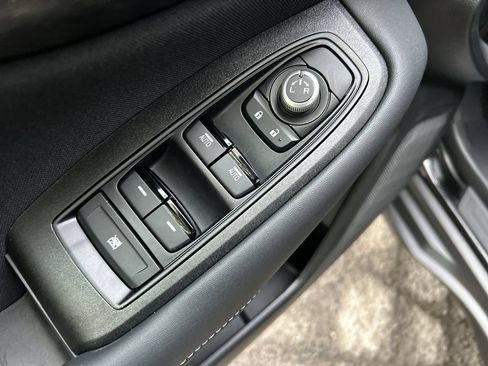 Certified 2025 Subaru Outback Premium AWD/4WD image 16