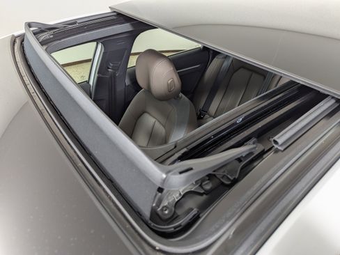 Used 2023 Audi A3 2.0T Premium image 25