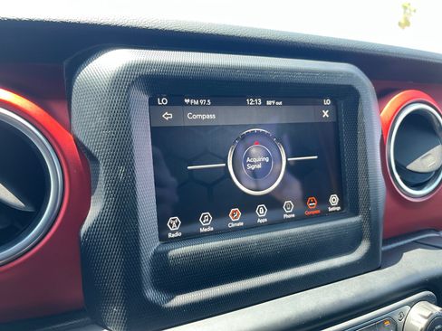 Certified 2020 Jeep Wrangler Unlimited Rubicon w/ LED Lighting Group AWD/4WD image 22