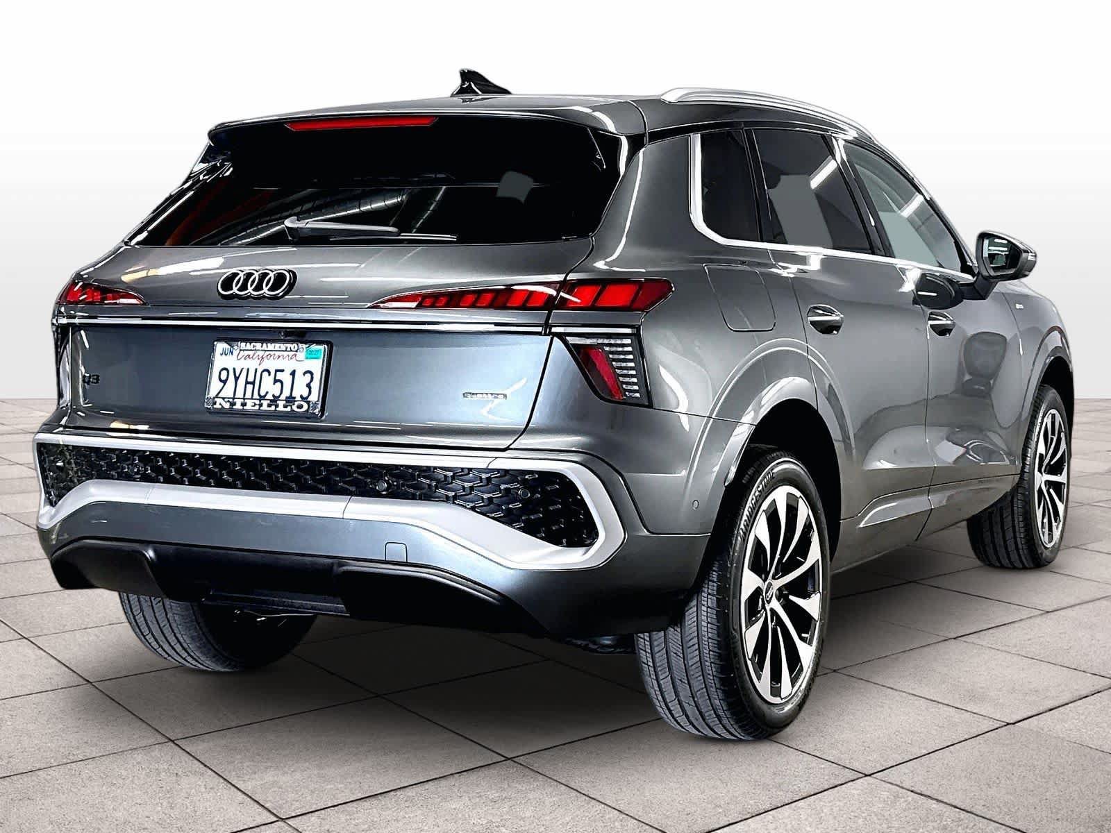 Certified 2026 Audi Q3 quattro 2.0T w/ Driver Assistance Package AWD/4WD image 15