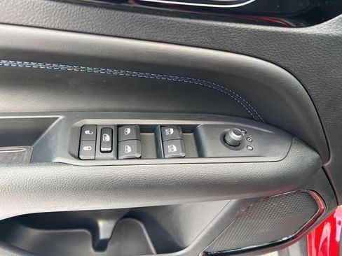 New 2026 Jeep Compass Limited image 19