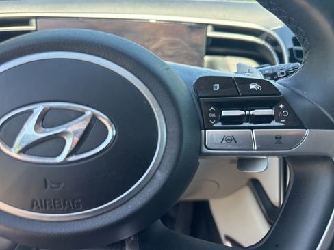 Certified 2023 Hyundai Tucson Limited AWD/4WD image 39