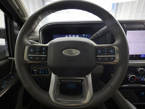 Used 2025 Ford F450 Platinum w/ Platinum Plus Package image 22