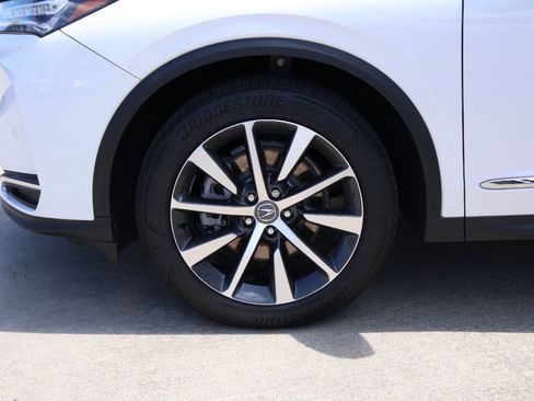 Certified 2025 Acura MDX FWD w/ Technology Package image 8