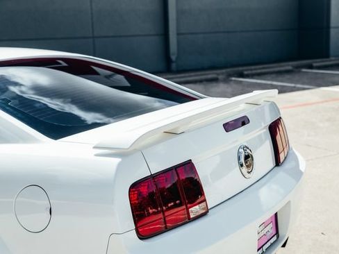 Used 2007 Ford Mustang GT Premium RWD image 30