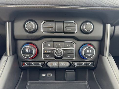 Used 2023 Chevrolet Tahoe Premier image 18