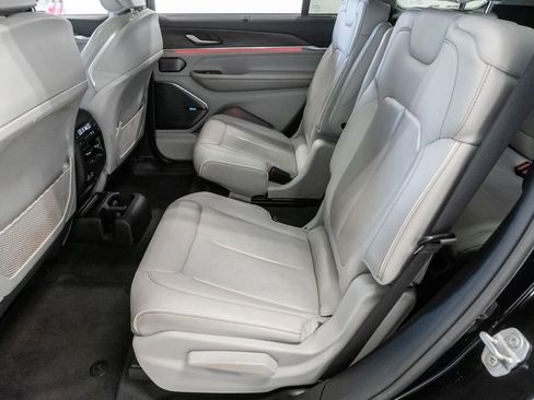 Certified 2021 Jeep Grand Cherokee L Overland w/ Luxury Tech Group IV AWD/4WD image 30