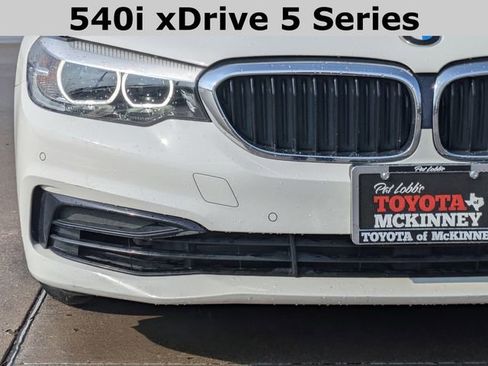 Used 2019 BMW 540i xDrive w/ Convenience Package image 3