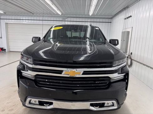 Used 2021 Chevrolet Silverado 1500 High Country w/ Safety Package II AWD/4WD image 2