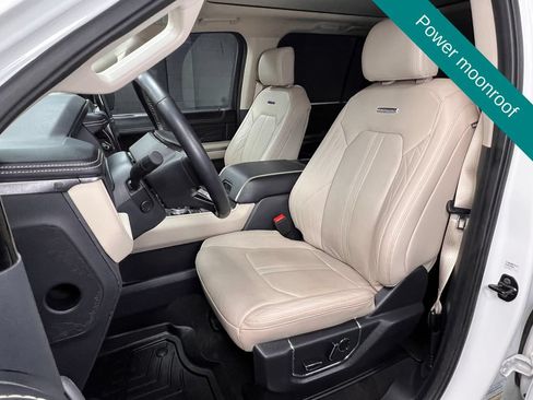 Used 2024 Ford Expedition Max Platinum AWD/4WD image 5