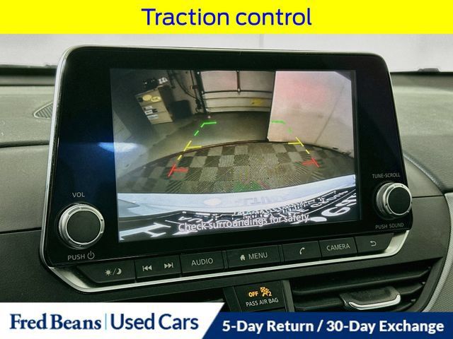 Used 2024 Nissan Altima 2.5 SR FWD image 17