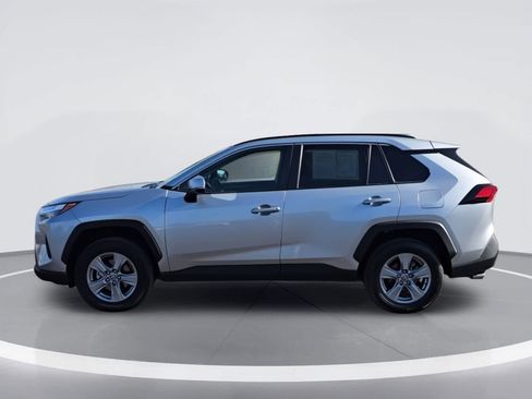 Used 2024 Toyota RAV4 XLE AWD/4WD image 5