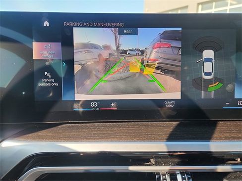 Used 2023 BMW 330i xDrive Sedan w/ Premium Package image 20