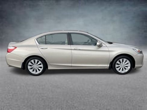 Used 2014 Honda Accord EX image 4