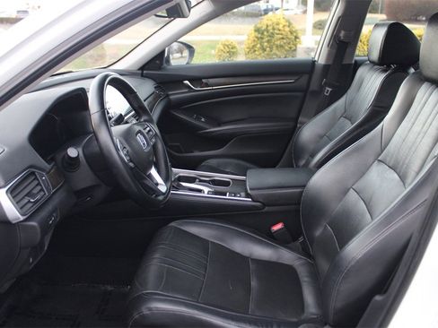 Used 2018 Honda Accord EX-L image 11