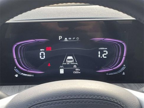 Used 2025 Kia Telluride EX w/ EX Captain's Chair Package image 21