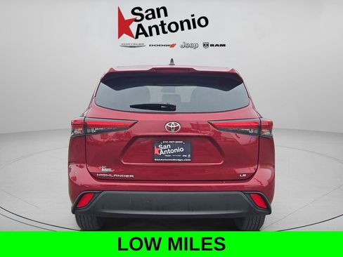 Used 2023 Toyota Highlander L image 7