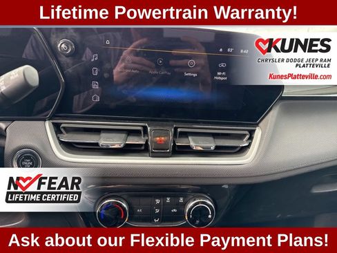 Used 2025 Chevrolet TrailBlazer LT FWD image 20