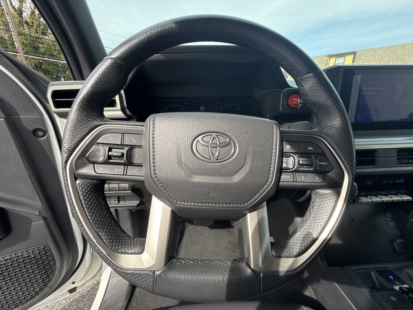 Used 2025 Toyota Tacoma TRD Off-Road AWD/4WD image 18