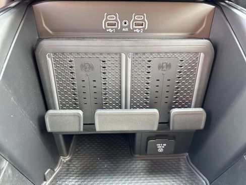 New 2026 RAM 2500 Laramie AWD/4WD image 45
