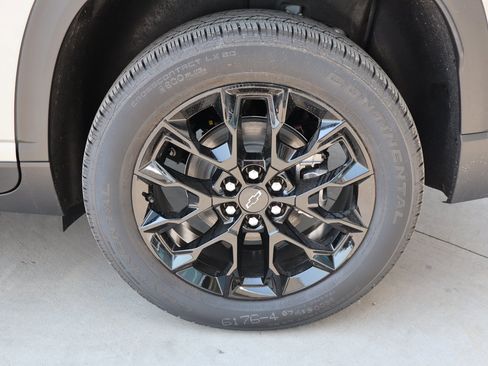 New 2026 Chevrolet Traverse LT w/ Enhanced Driving Package image 43